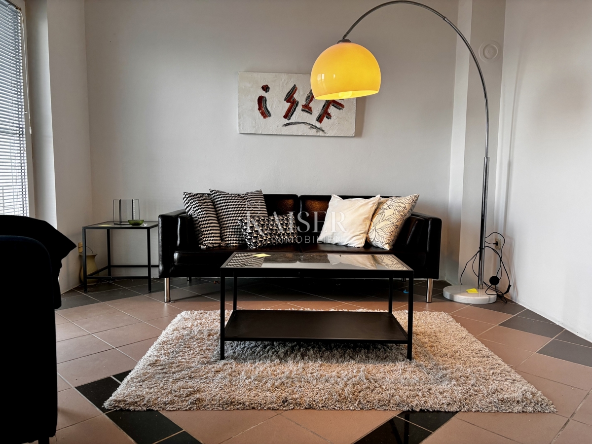 Opatija, Brseč - opportunità, casa con vista mare e diversi appartamenti, 206 m2