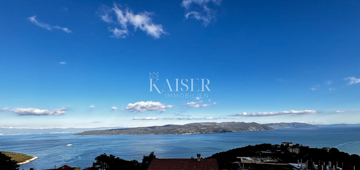 Opatija, Brseč - opportunità, casa con vista mare e diversi appartamenti, 206 m2