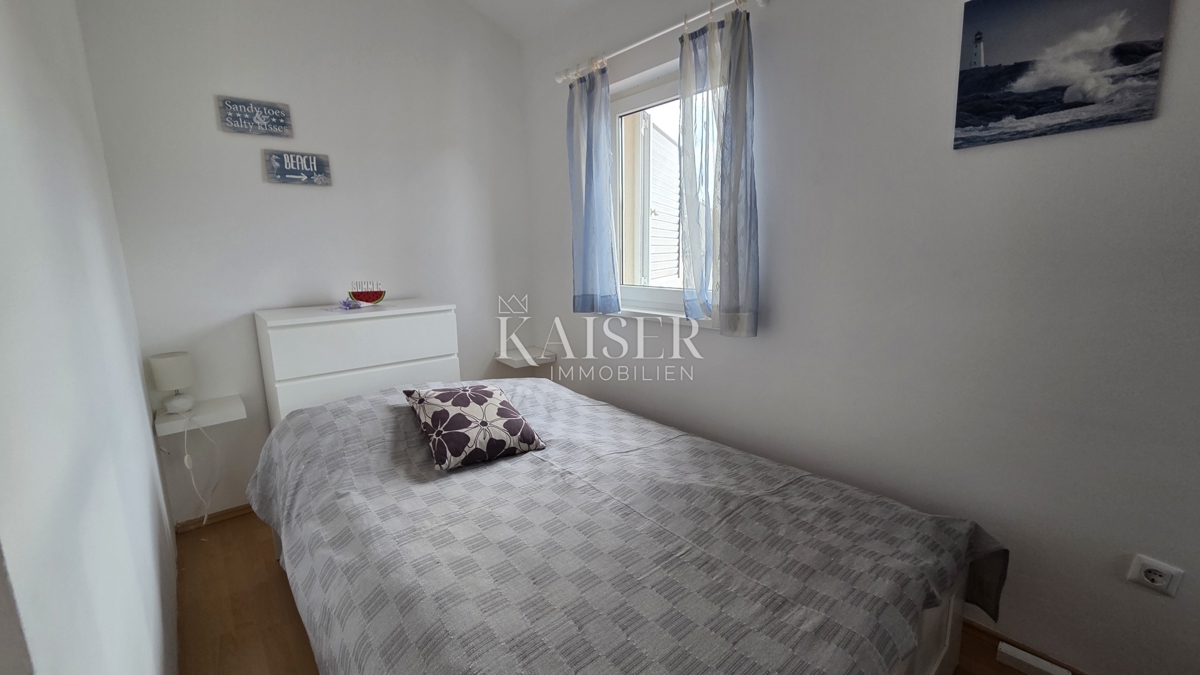 Novi Vinodolski - appartamento, monolocale con camera separata e vista mare