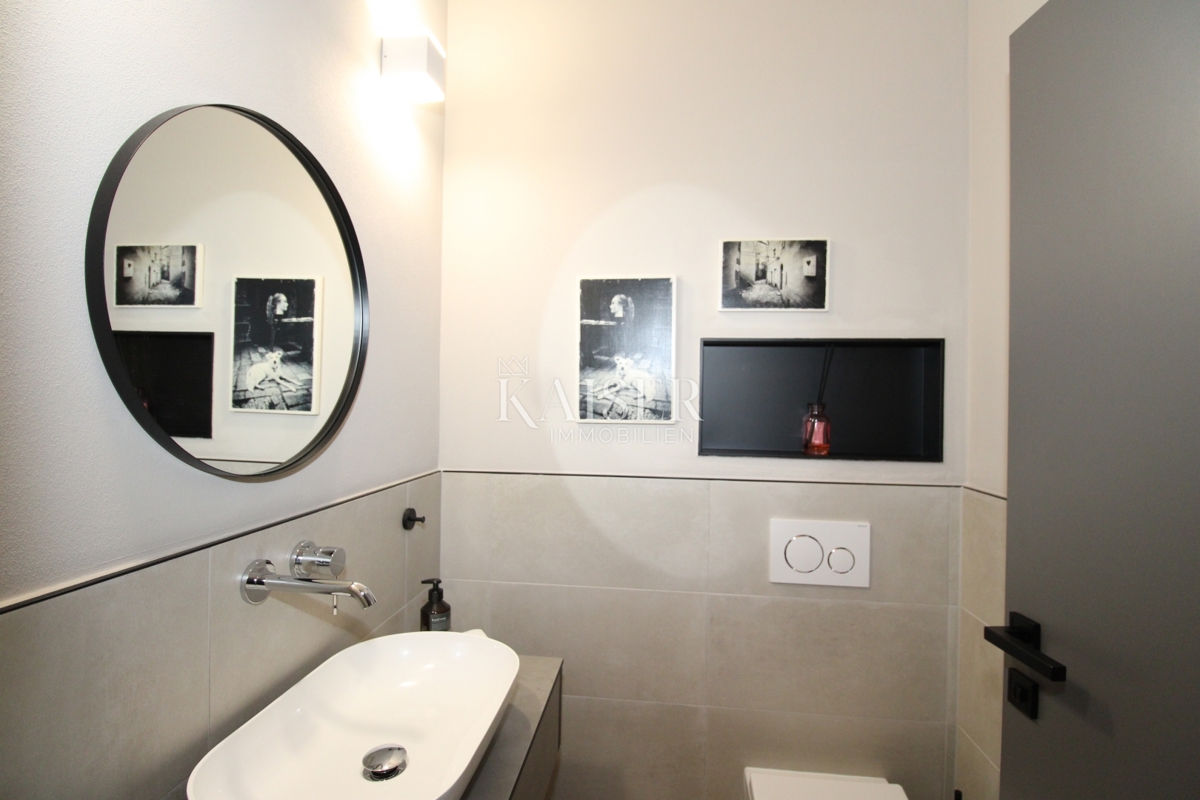 Istria - Parenzo, villa di lusso con vista mare, piscina e sauna