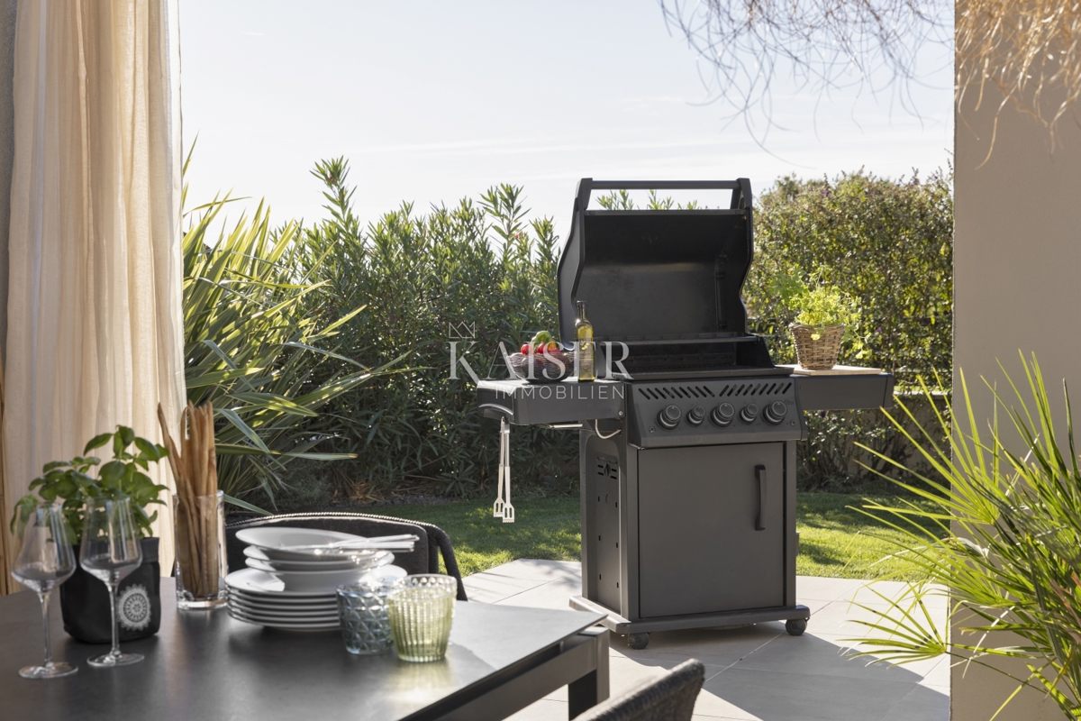 Istria - Parenzo, villa di lusso con vista mare, piscina e sauna