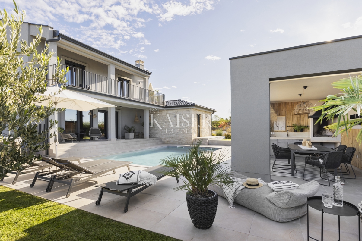 Istria - Parenzo, villa di lusso con vista mare, piscina e sauna