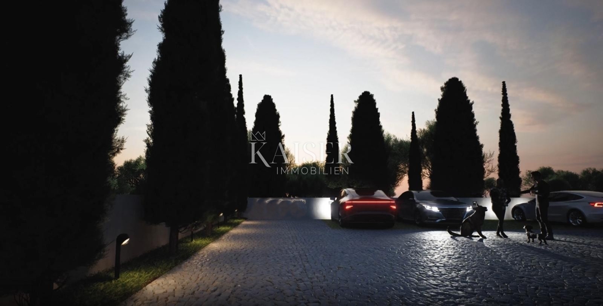 Istria - Parenzo, casa a un piano con piscina e tre camere da letto