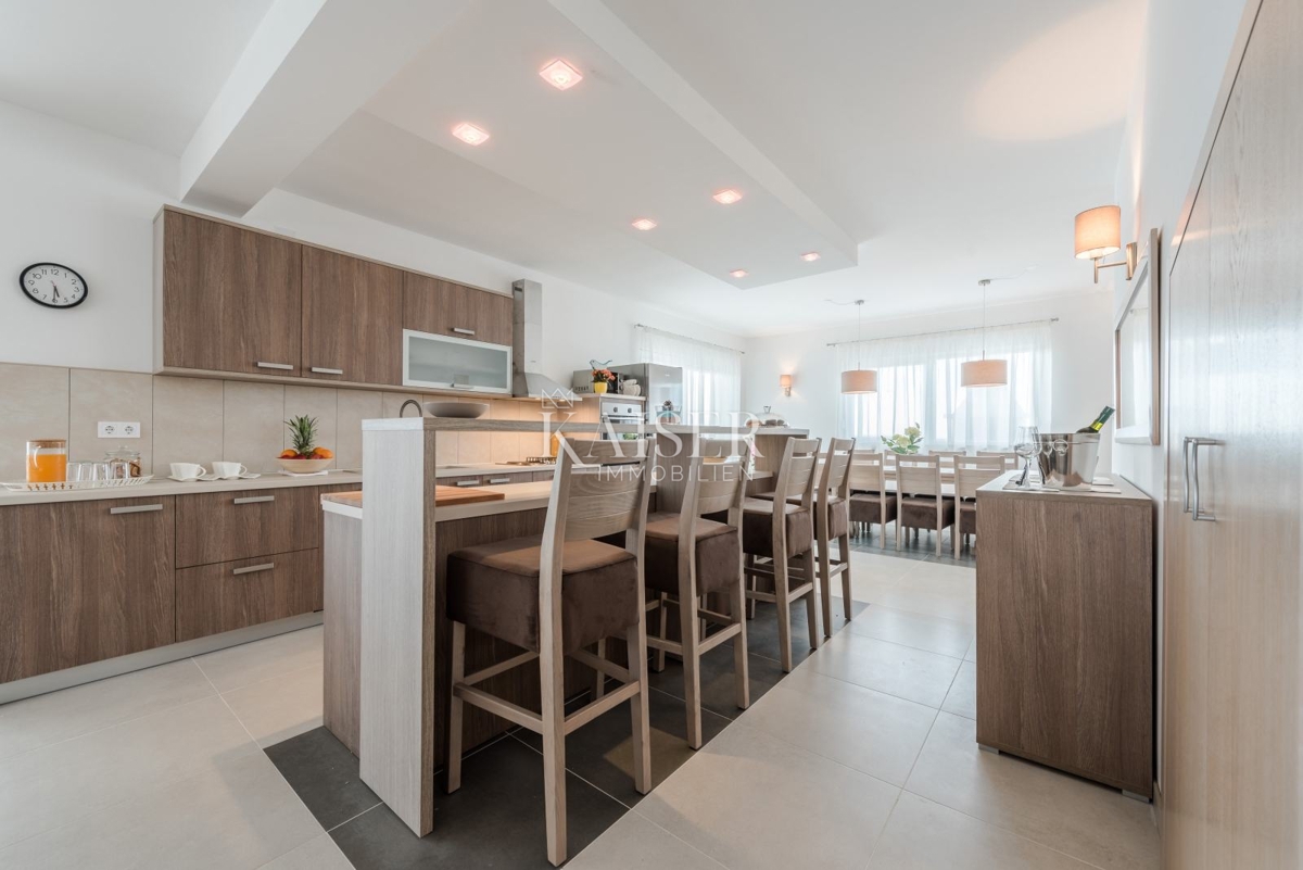 Casa Debeljak, Sukošan, 1.630m2