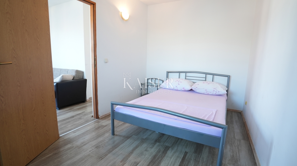 Šparadići, Šibenik - Casa con 5 unità e potenziale, a 100 m dal mare