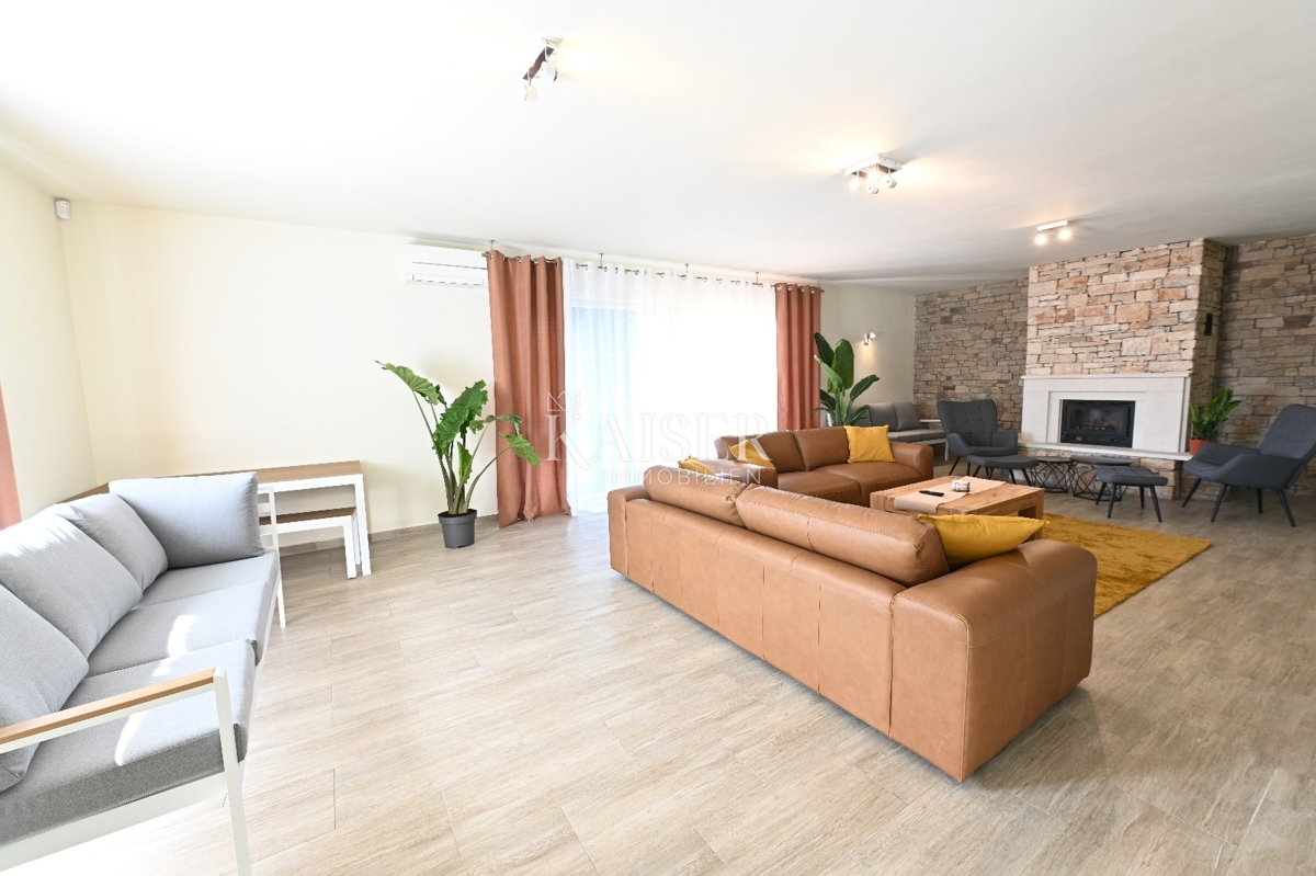 Istria, Umago - Villa istriana in pietra