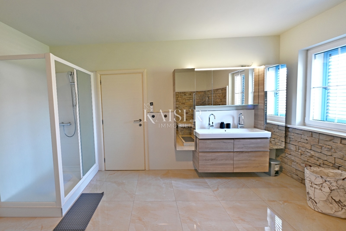 Istria, Umago - Villa istriana in pietra