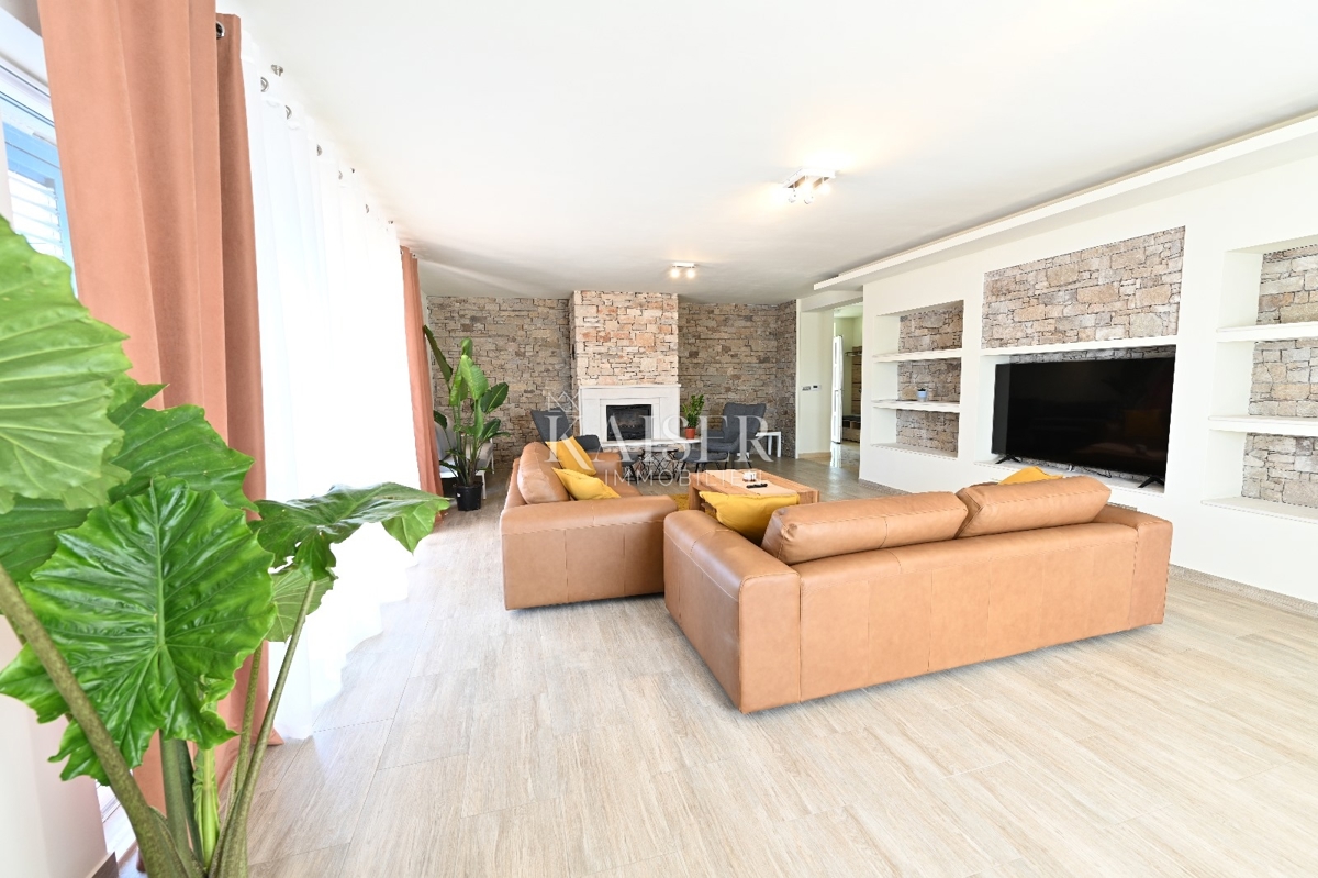 Istria, Umago - Villa istriana in pietra