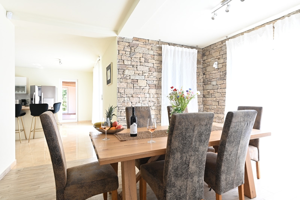 Istria, Umago - Villa istriana in pietra