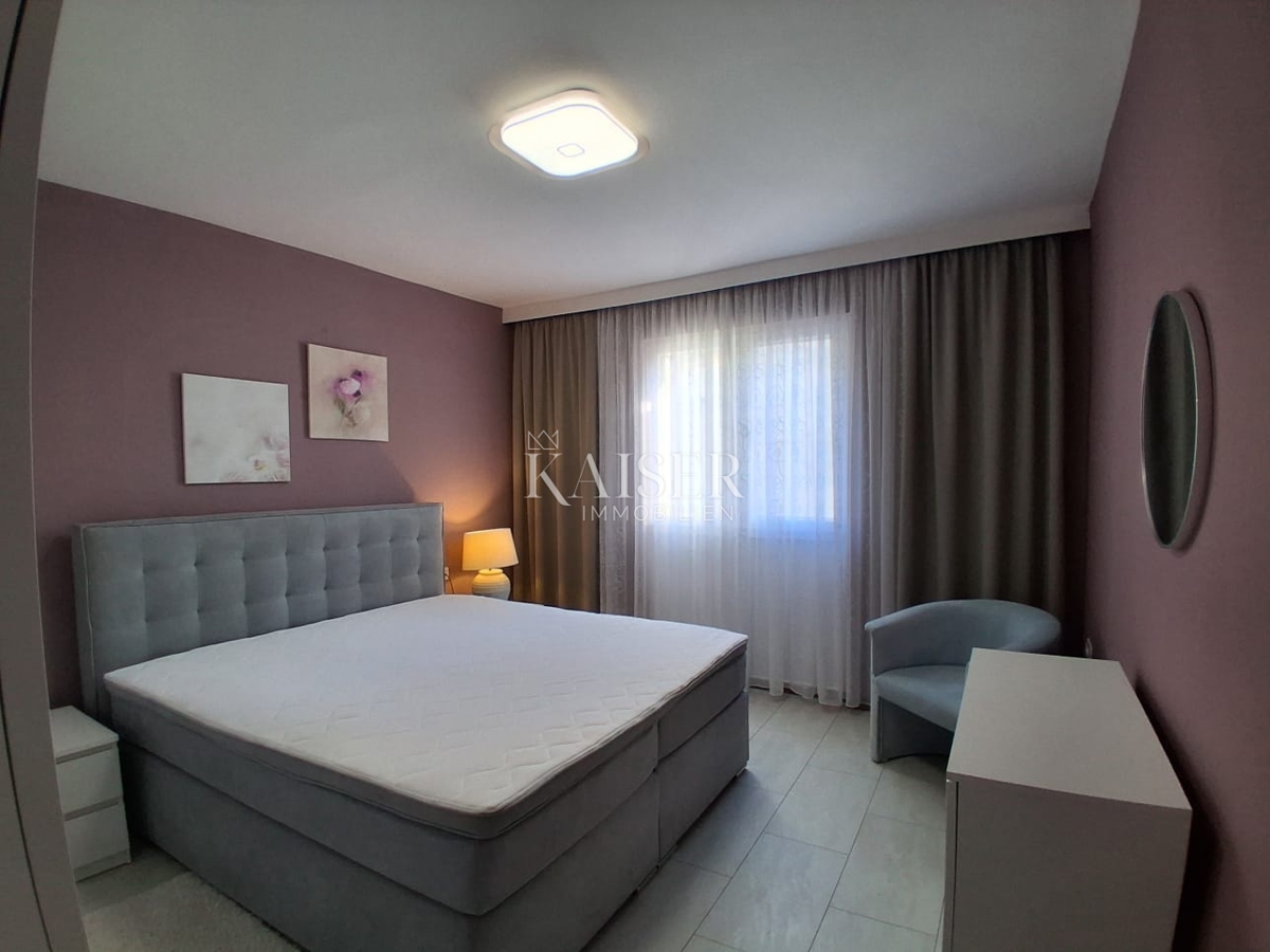 Zara, Poluotok – appartamento con tre camere da letto 75 m² – € 339.000