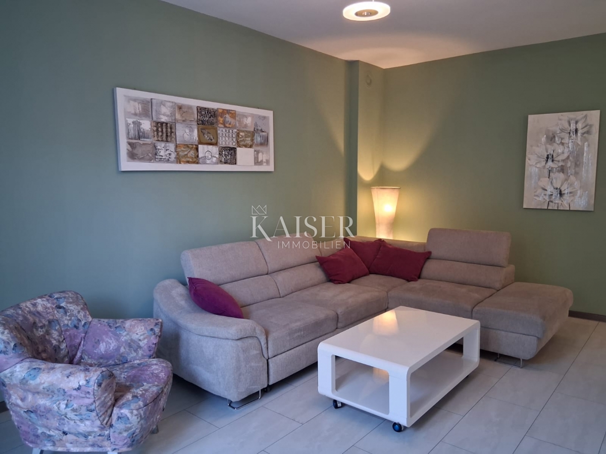 Zara, Poluotok – appartamento con tre camere da letto 75 m² – € 339.000