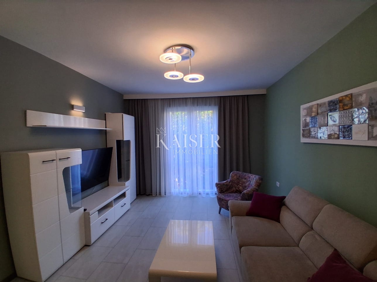 Zara, Poluotok – appartamento con tre camere da letto 75 m² – € 339.000