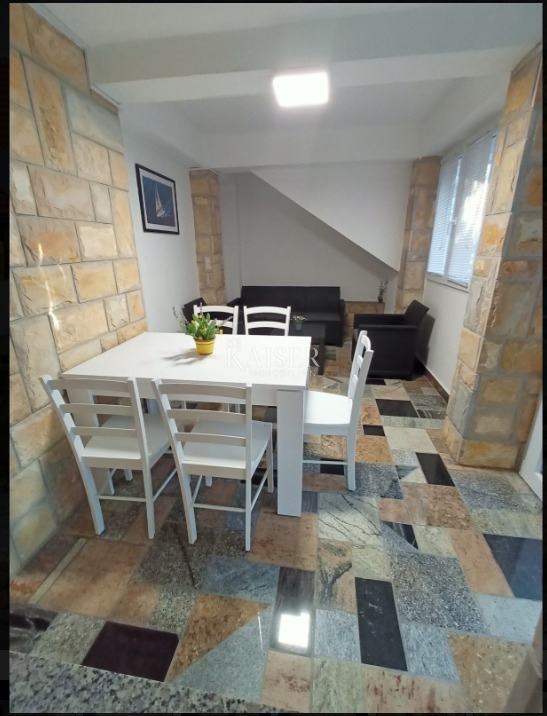 Casa Vinjerac, Posedarje, 200m2