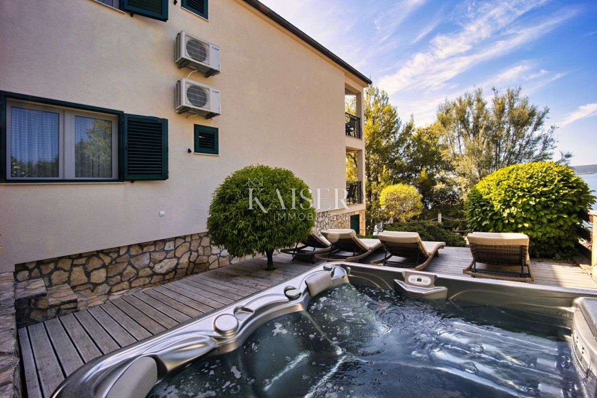 Casa sul mare Maslenica