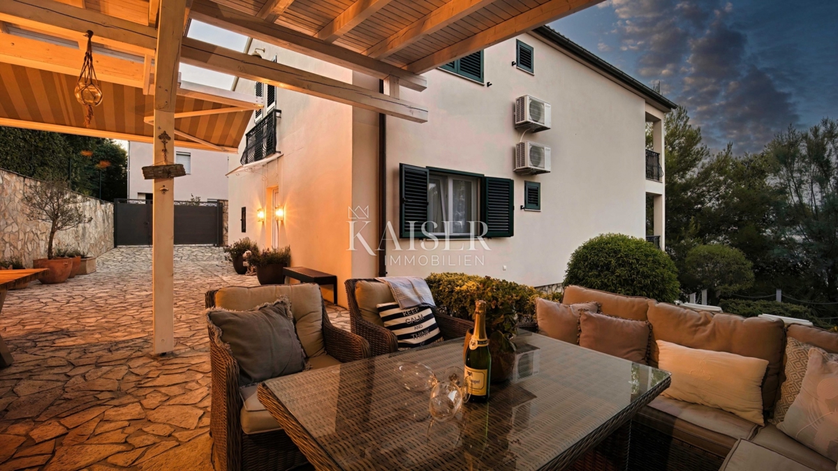 Casa sul mare Maslenica