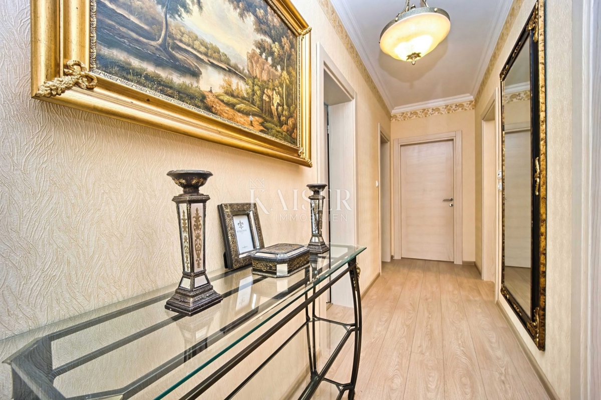 Casa sul mare Maslenica