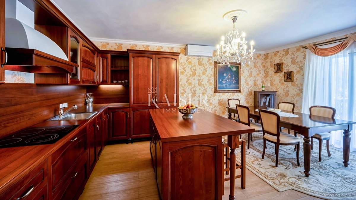 Casa sul mare Maslenica