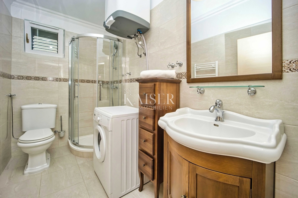 Casa sul mare Maslenica