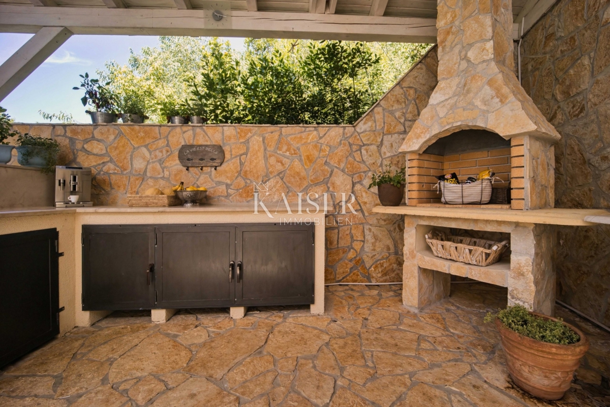 Casa sul mare Maslenica