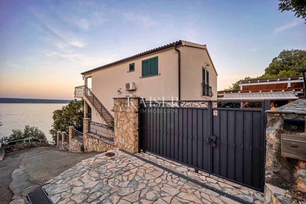 Casa sul mare Maslenica