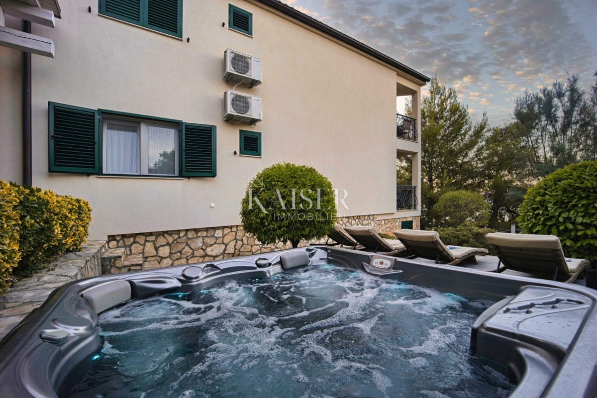 Casa sul mare Maslenica