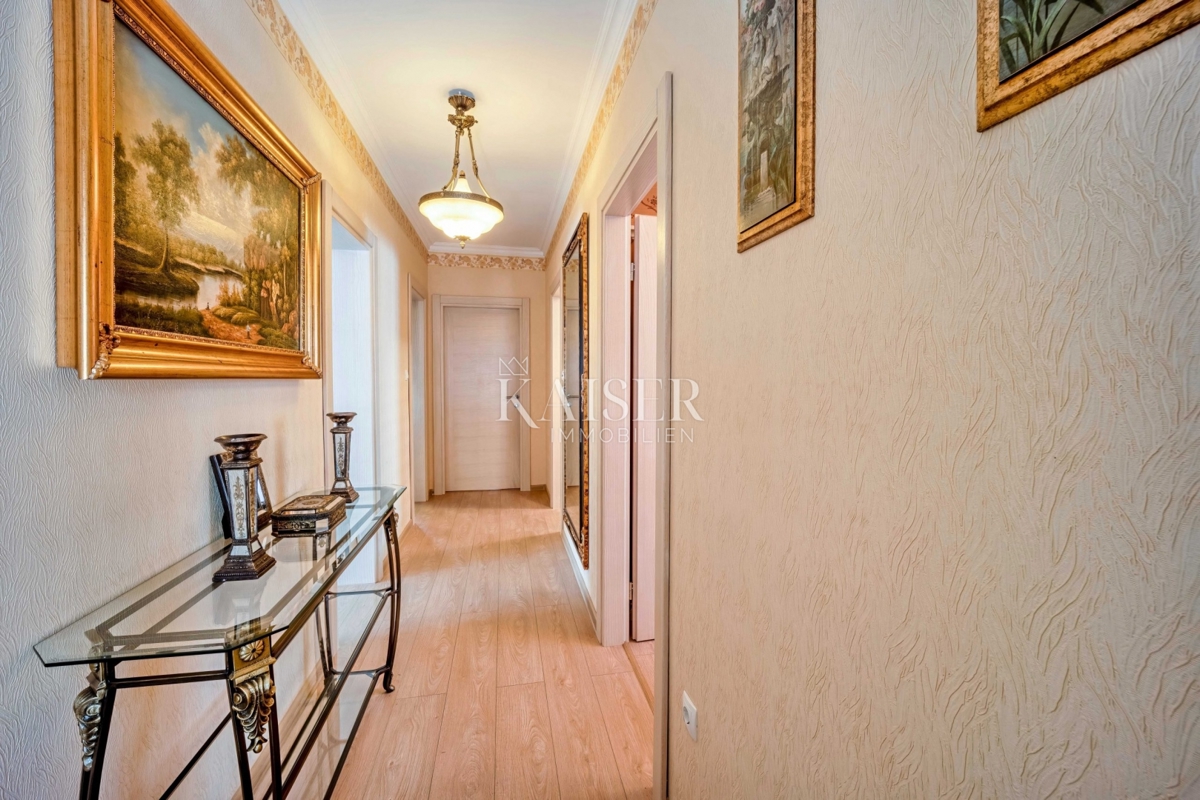 Casa sul mare Maslenica