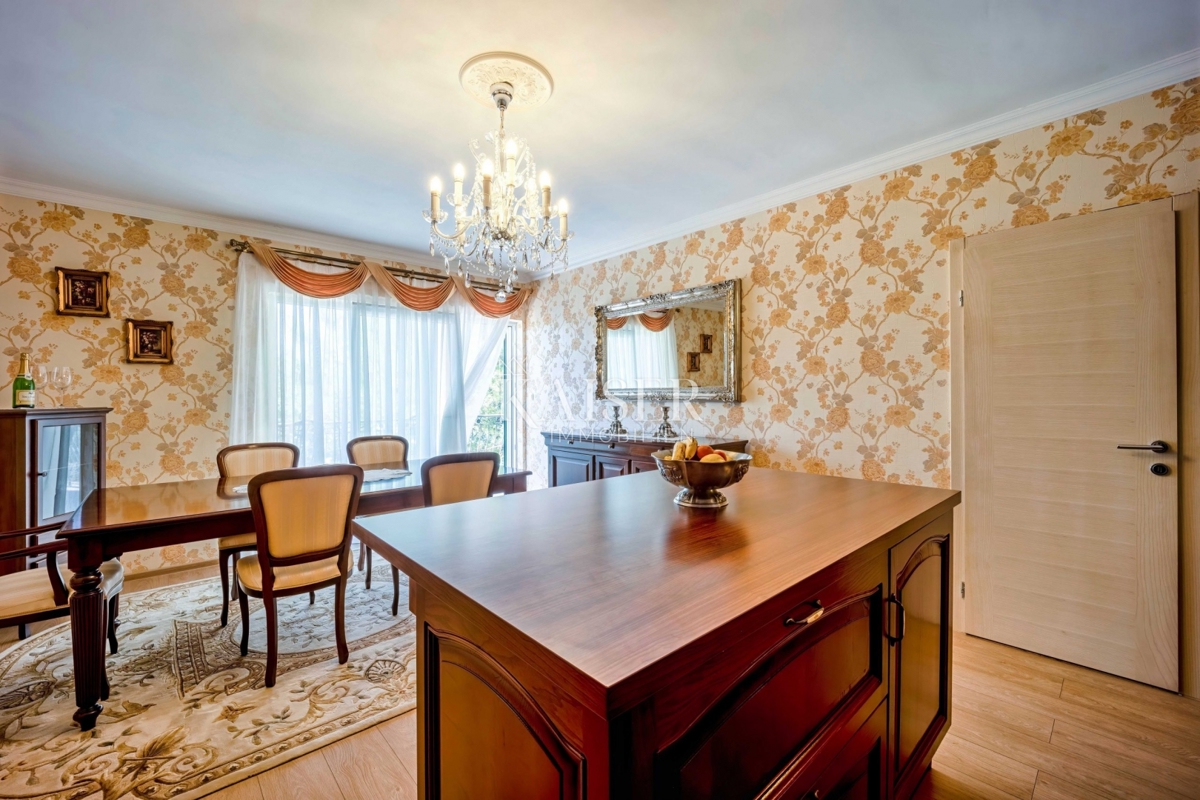 Casa sul mare Maslenica