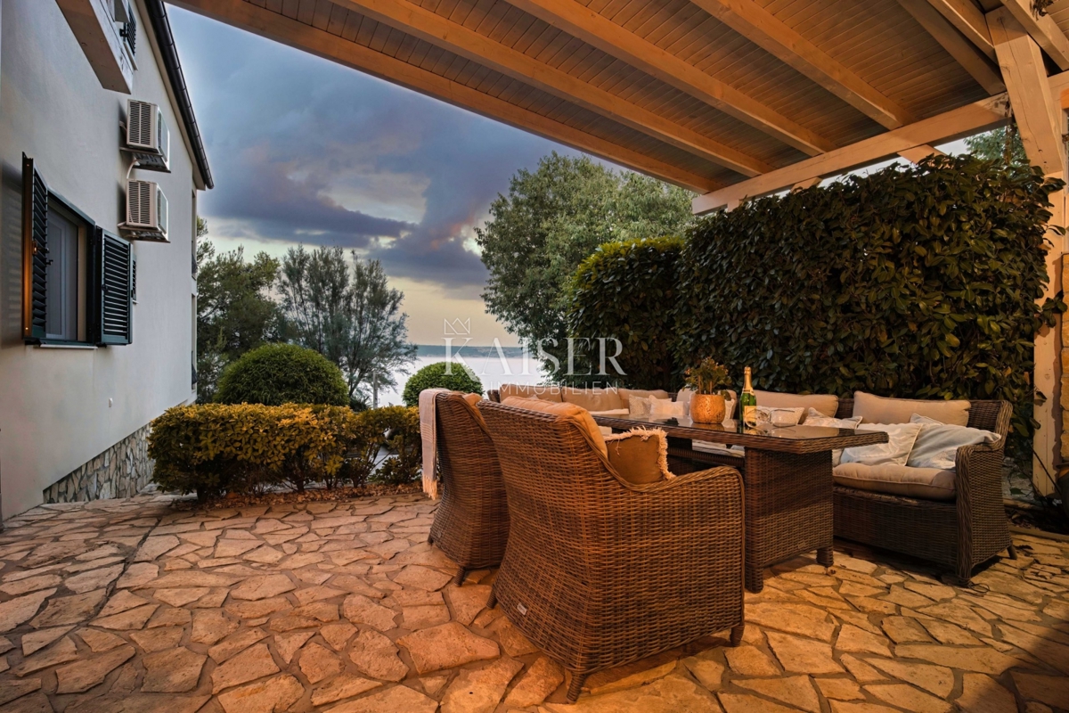 Casa sul mare Maslenica