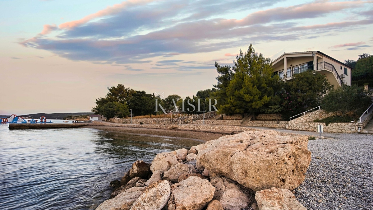 Casa sul mare Maslenica