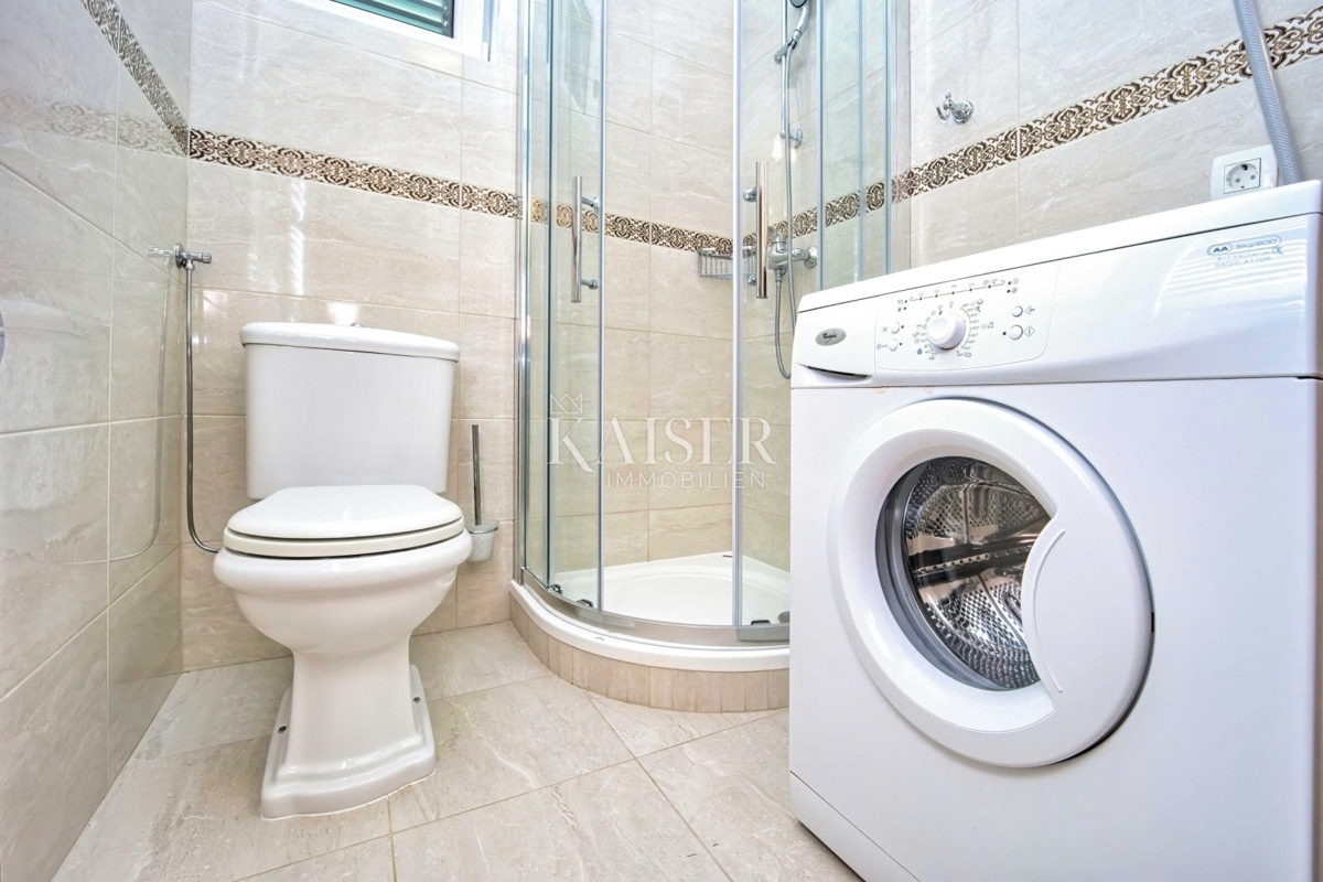 Casa sul mare Maslenica