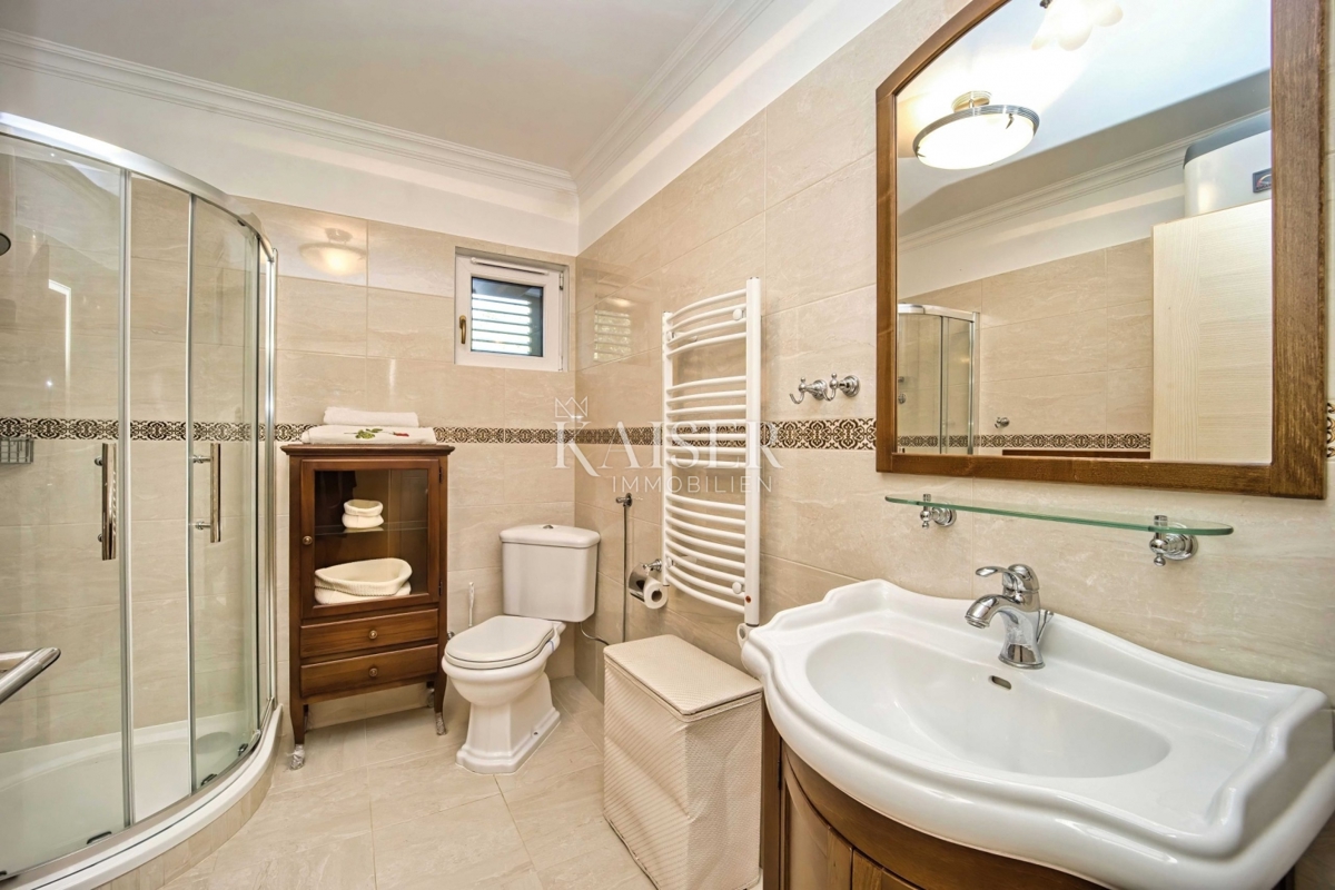 Casa sul mare Maslenica