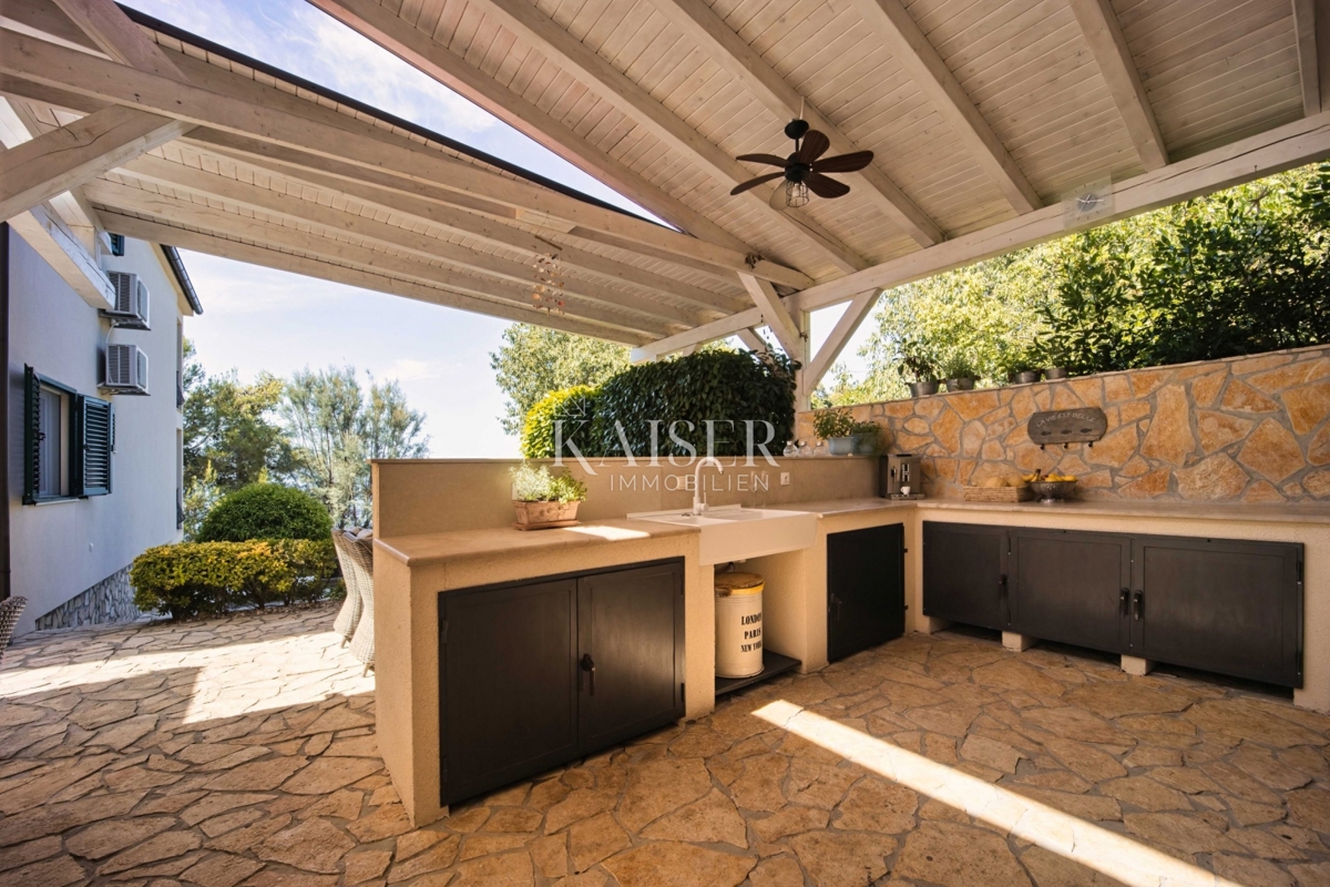 Casa sul mare Maslenica