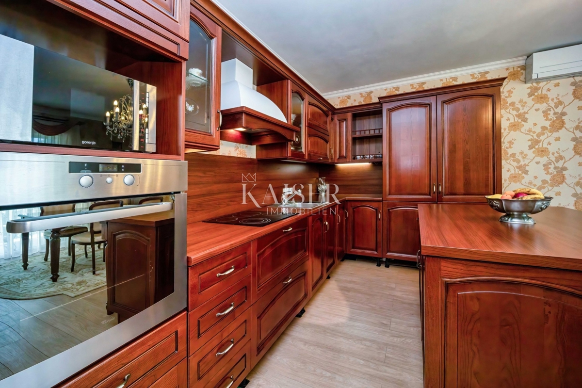 Casa sul mare Maslenica