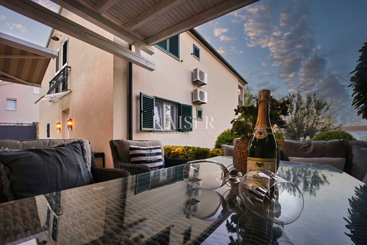 Casa sul mare Maslenica