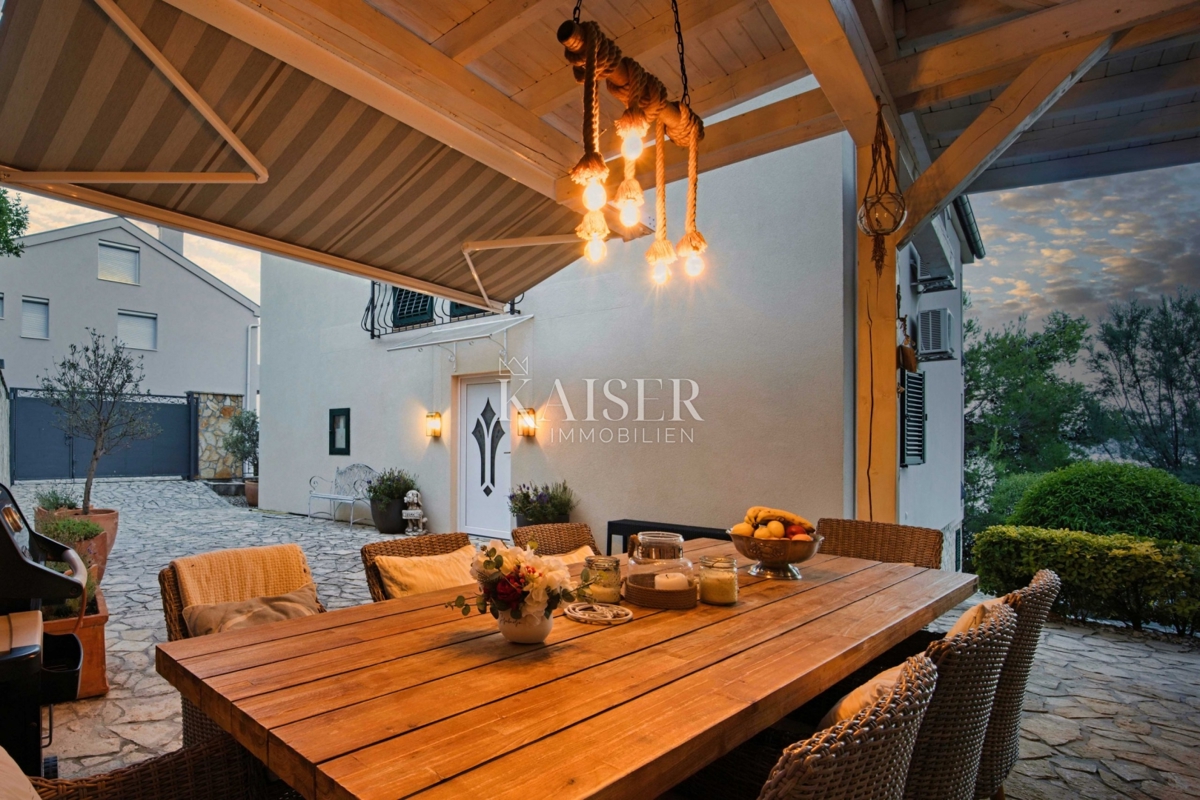 Casa sul mare Maslenica