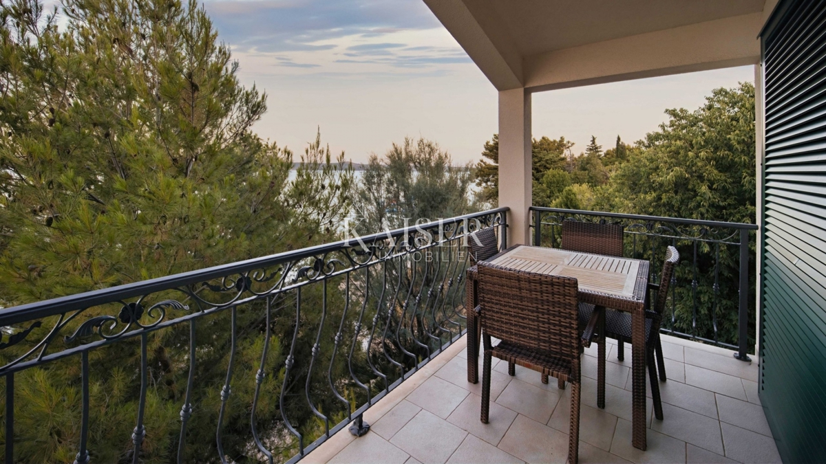 Casa sul mare Maslenica