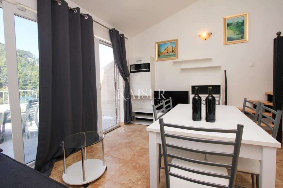 Casa tradizionale fronte mare sull'isola di Hvar