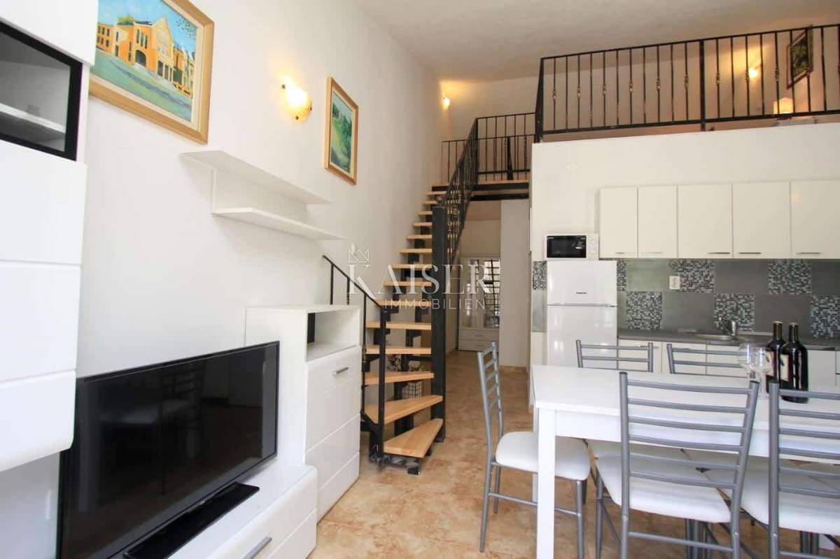 Casa tradizionale fronte mare sull'isola di Hvar