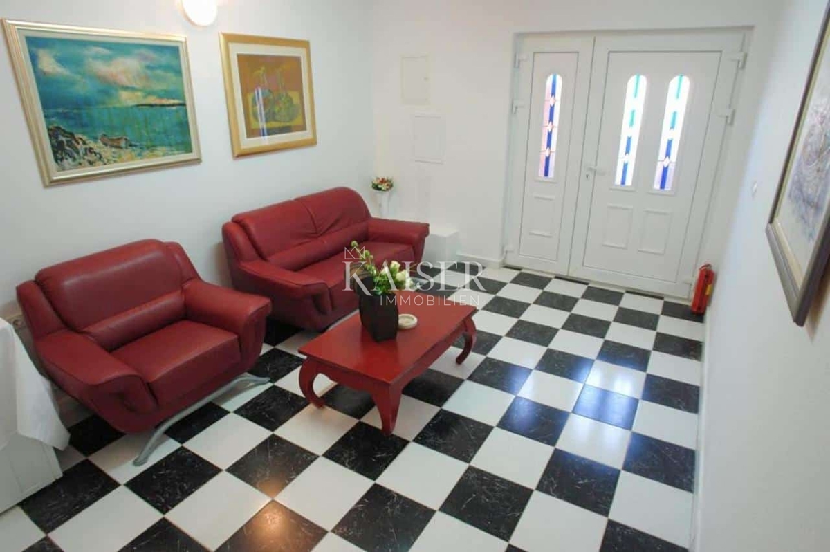 Casa tradizionale fronte mare sull'isola di Hvar