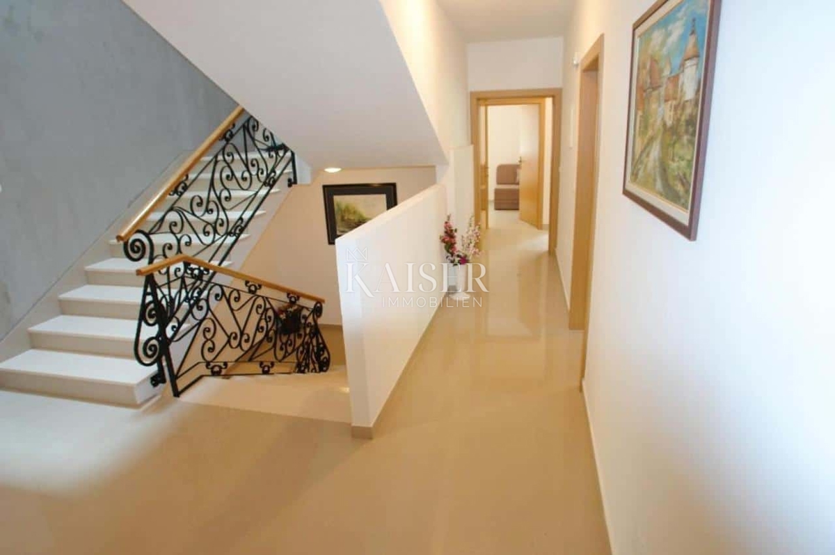 Casa tradizionale fronte mare sull'isola di Hvar