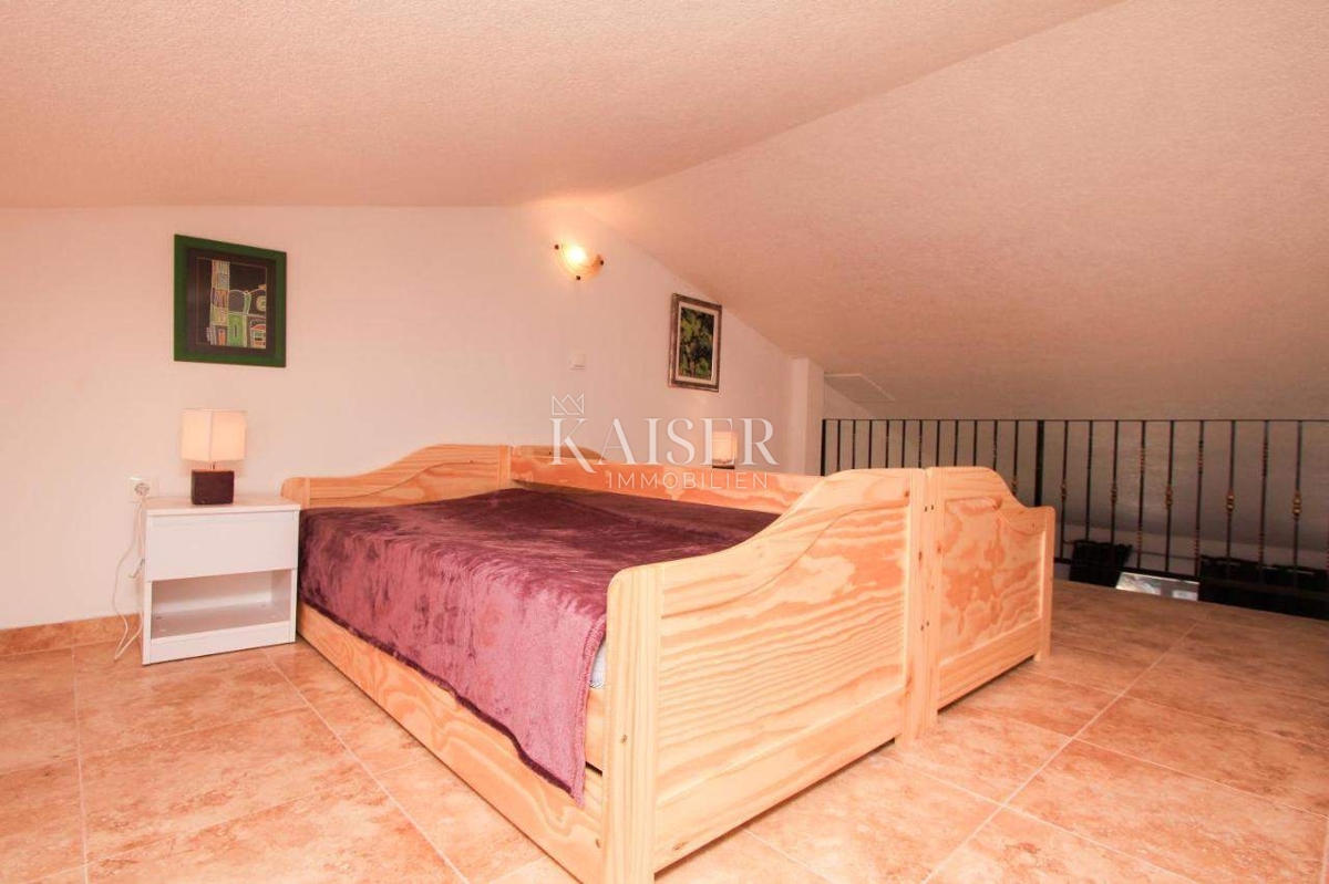 Casa tradizionale fronte mare sull'isola di Hvar