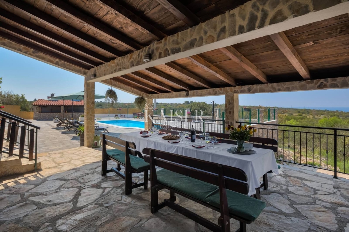 Casa Rogoznica, 100m2