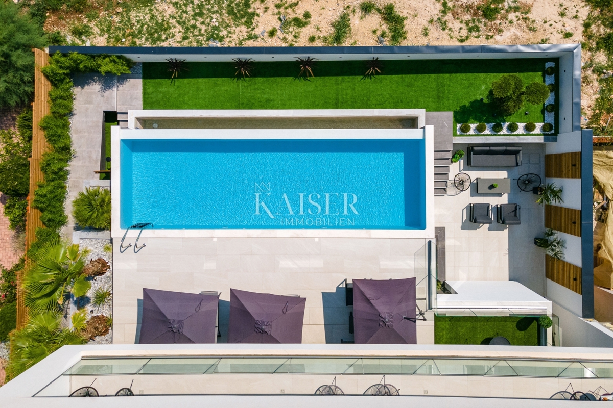 Istria, Medolino - Villa di lusso 400m2 con piscina a sfioro