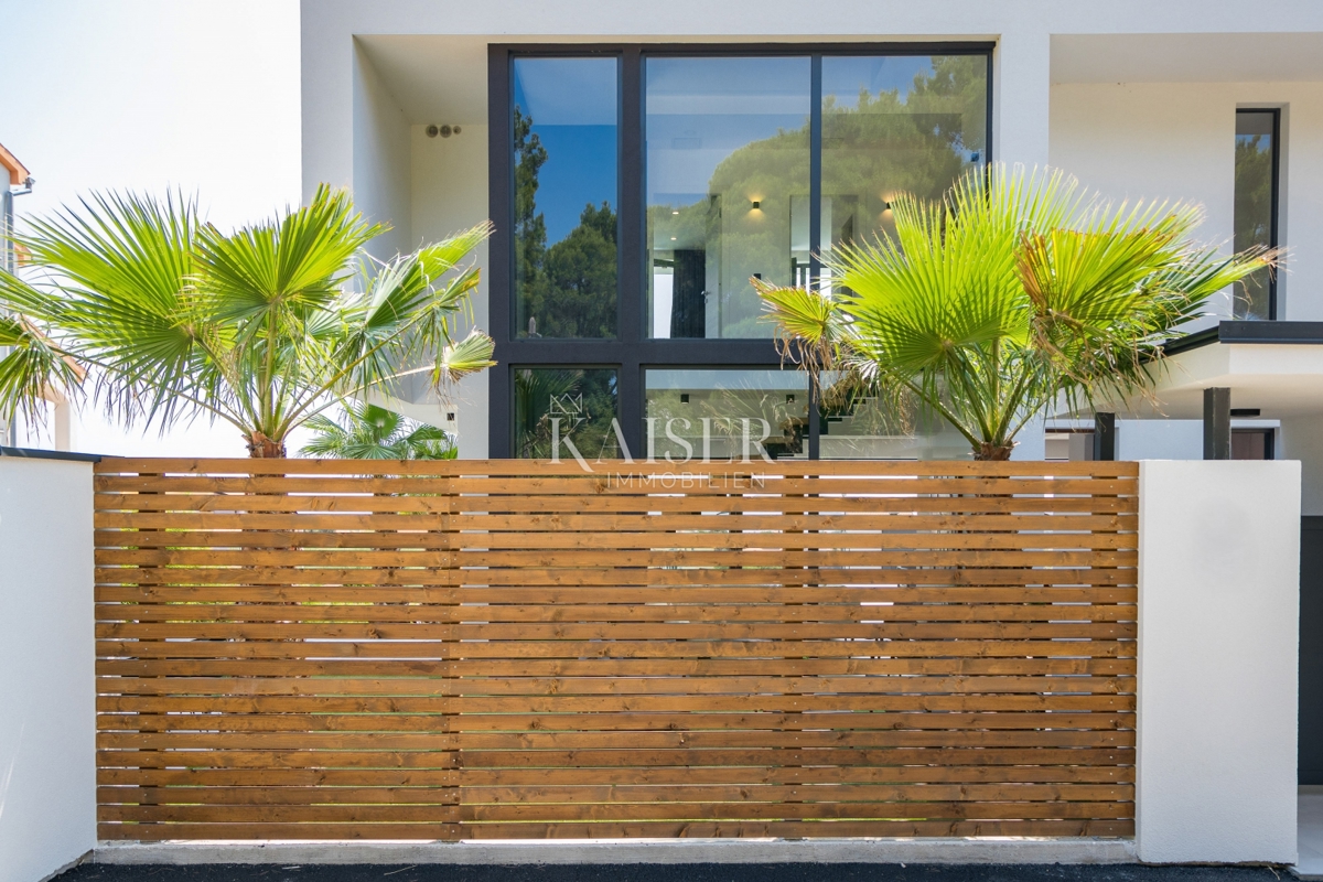 Istria, Medolino - Villa di lusso 400m2 con piscina a sfioro