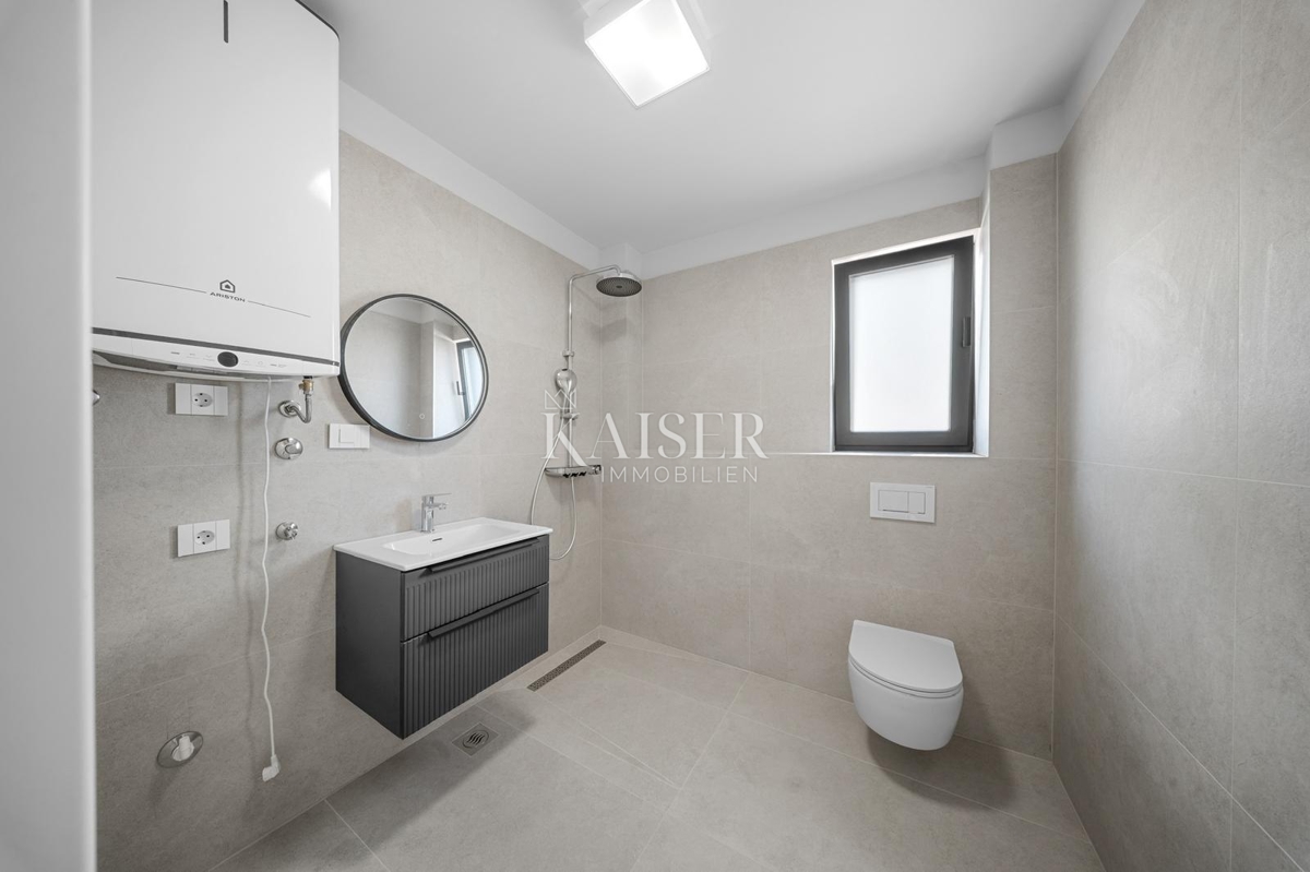 Zara – Privlaka | Prima fila al mare – appartamento moderno con giardino privato