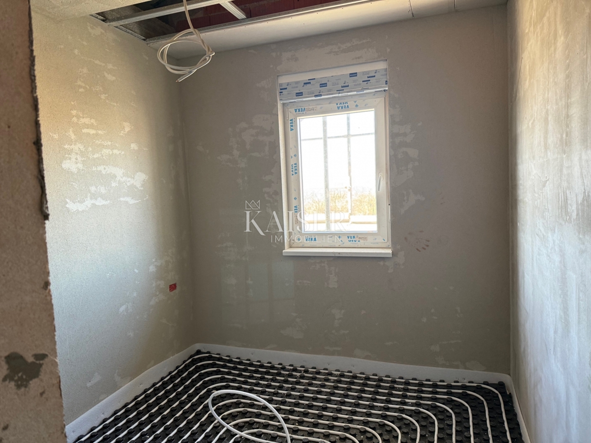 Rijeka, Viškovo - Appartamento con 3 camere da letto + soggiorno in un edificio nuovo di qualità