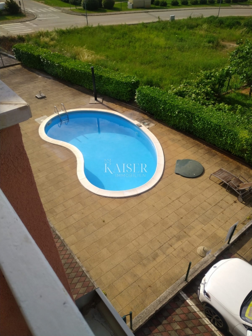 Istria, Cittanova, appartamento 115m2 con piscina e vista mare