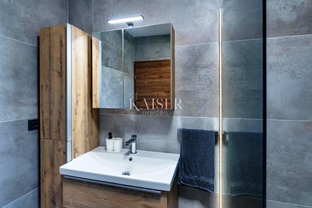 Krk, Risika - due duplex, 300 m2, vista mare