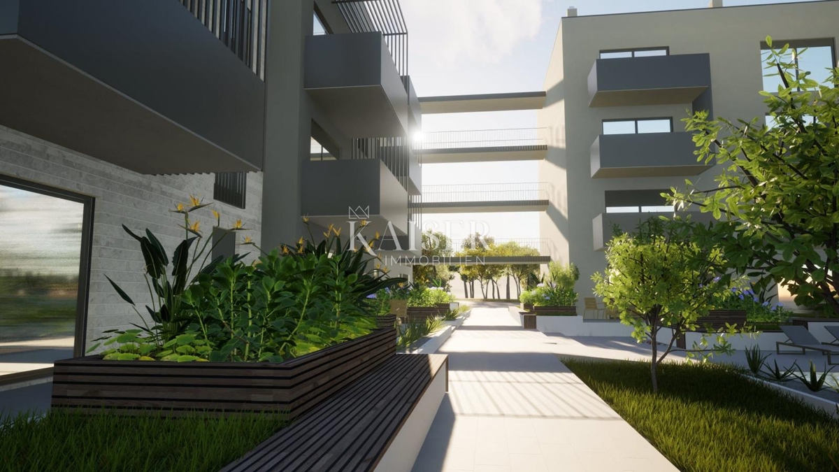 Istria - Parenzo, attico con piscina e ascensore, 3 camere da letto