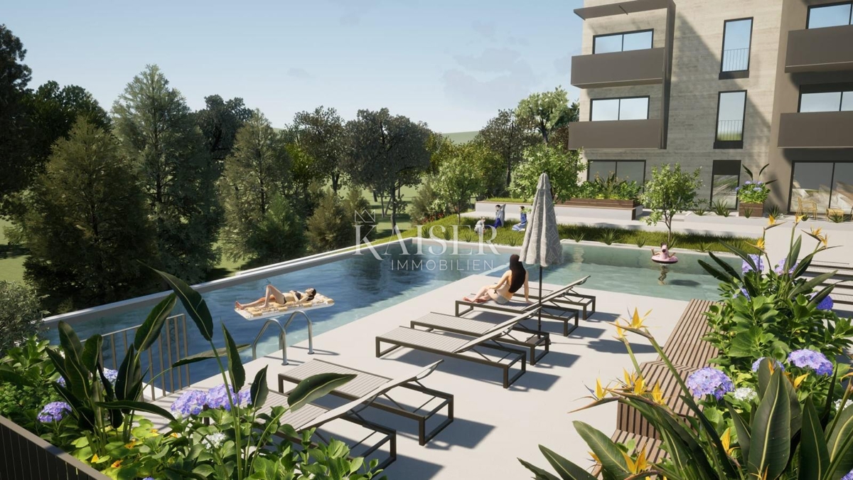 Istria - Parenzo, attico con piscina e ascensore, 3 camere da letto